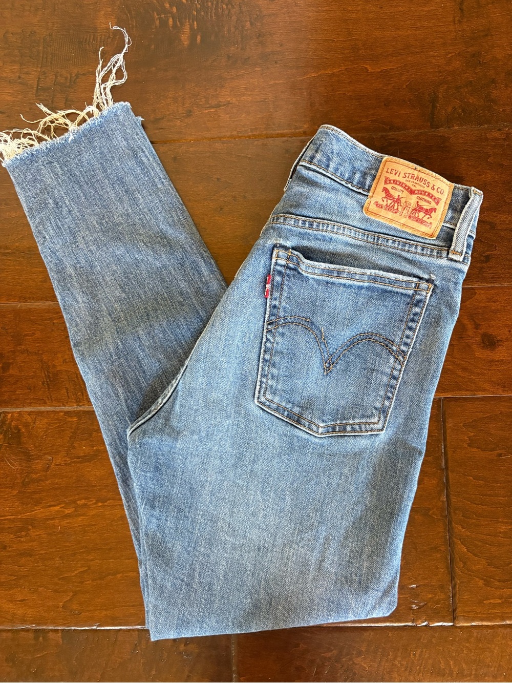 Levi's Wedgie Skinny Jeans - Light Blue with Tan Stitching